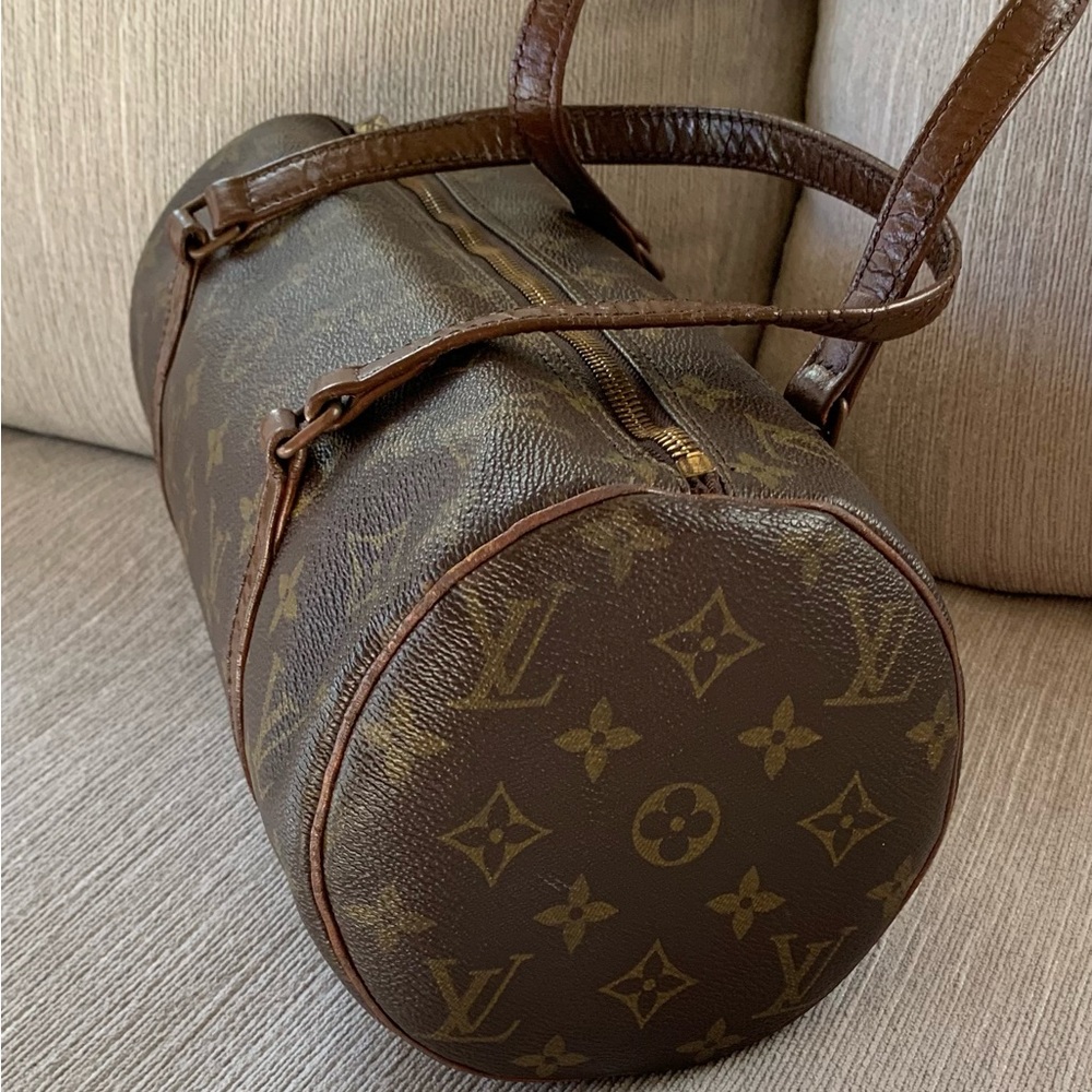 Louis Vuitton Handbag - Picture 6 of 9